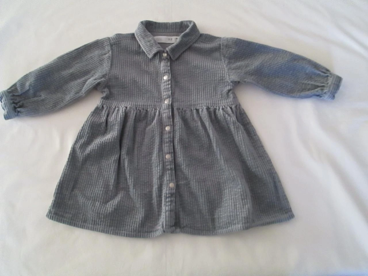 Robe velours côtelé Zara